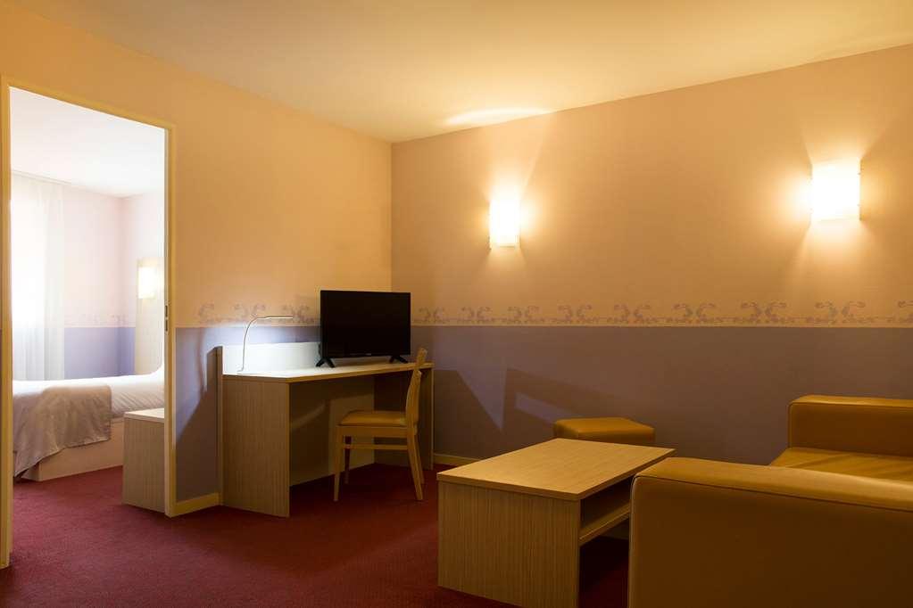 Brit Hotel Le Lion D'Or Chinon Cameră foto